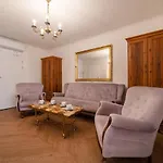 Bed and Breakfast & Restauracja Admiral Jastarnia