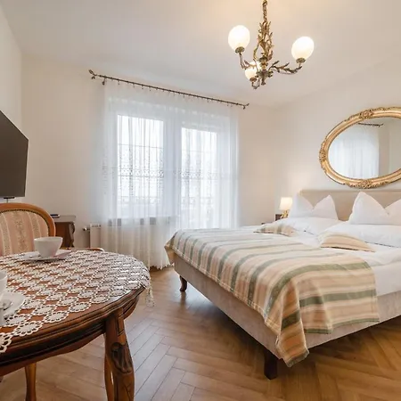 Pensjonat&restauracja Admirał 2*