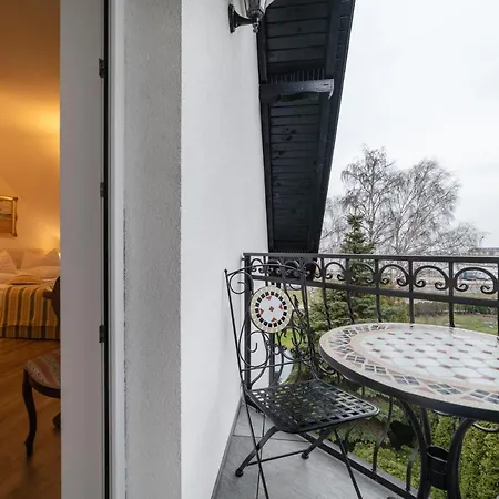 Pensjonat&restauracja Admirał 2*