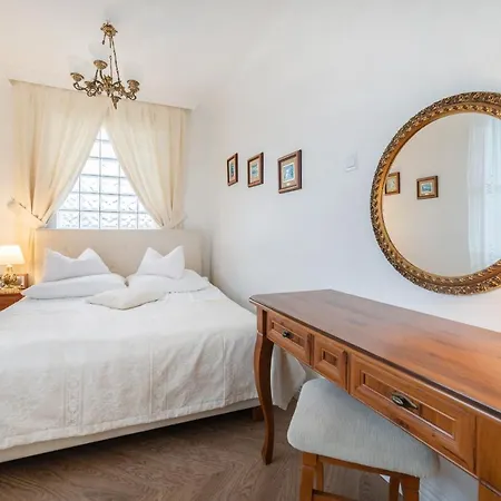 & Restauracja Admiral 2* Jastarnia