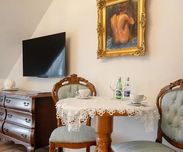 & Restauracja Admiral Bed & Breakfast 2*