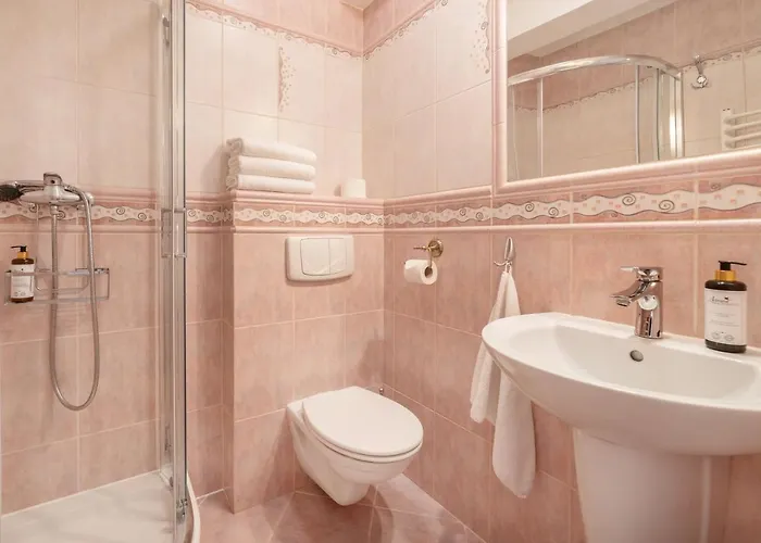 Bed & Breakfast & Restauracja Admiral Jastarnia