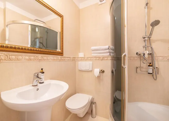 & Restauracja Admiral 2* Jastarnia