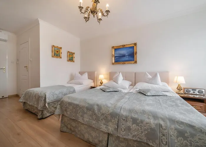 住宿加早餐酒店 & Restauracja Admiral