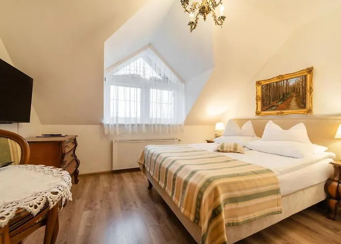 & Restauracja Admiral Bed & Breakfast 2*