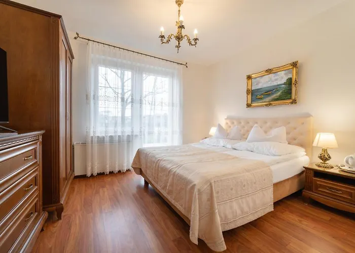 & Restauracja Admiral Bed & Breakfast 2*