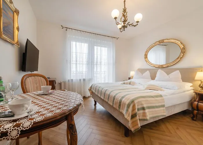 & Restauracja Admiral 2*