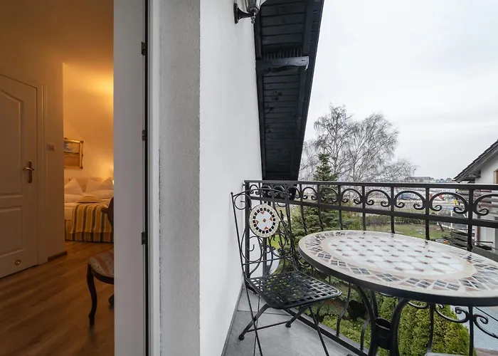 & Restauracja Admiral 2*