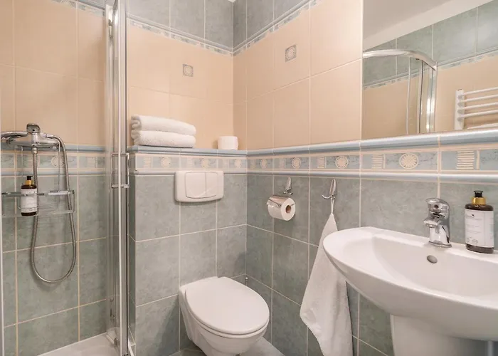 & Restauracja Admiral 2* Jastarnia