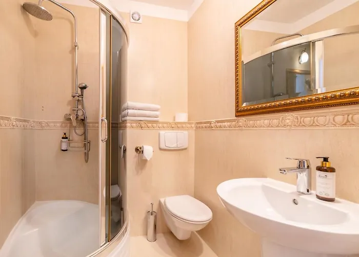 & Restauracja Admiral 2*