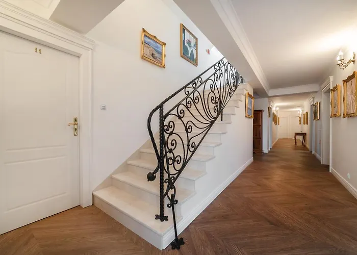 & Restauracja Admiral Bed & Breakfast 2*