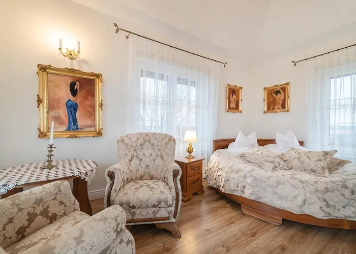 & Restauracja Admiral Bed & Breakfast 2*