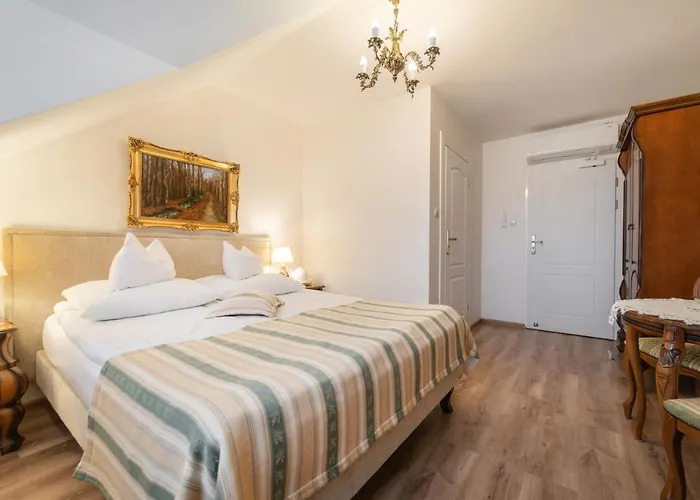 住宿加早餐酒店 & Restauracja Admiral